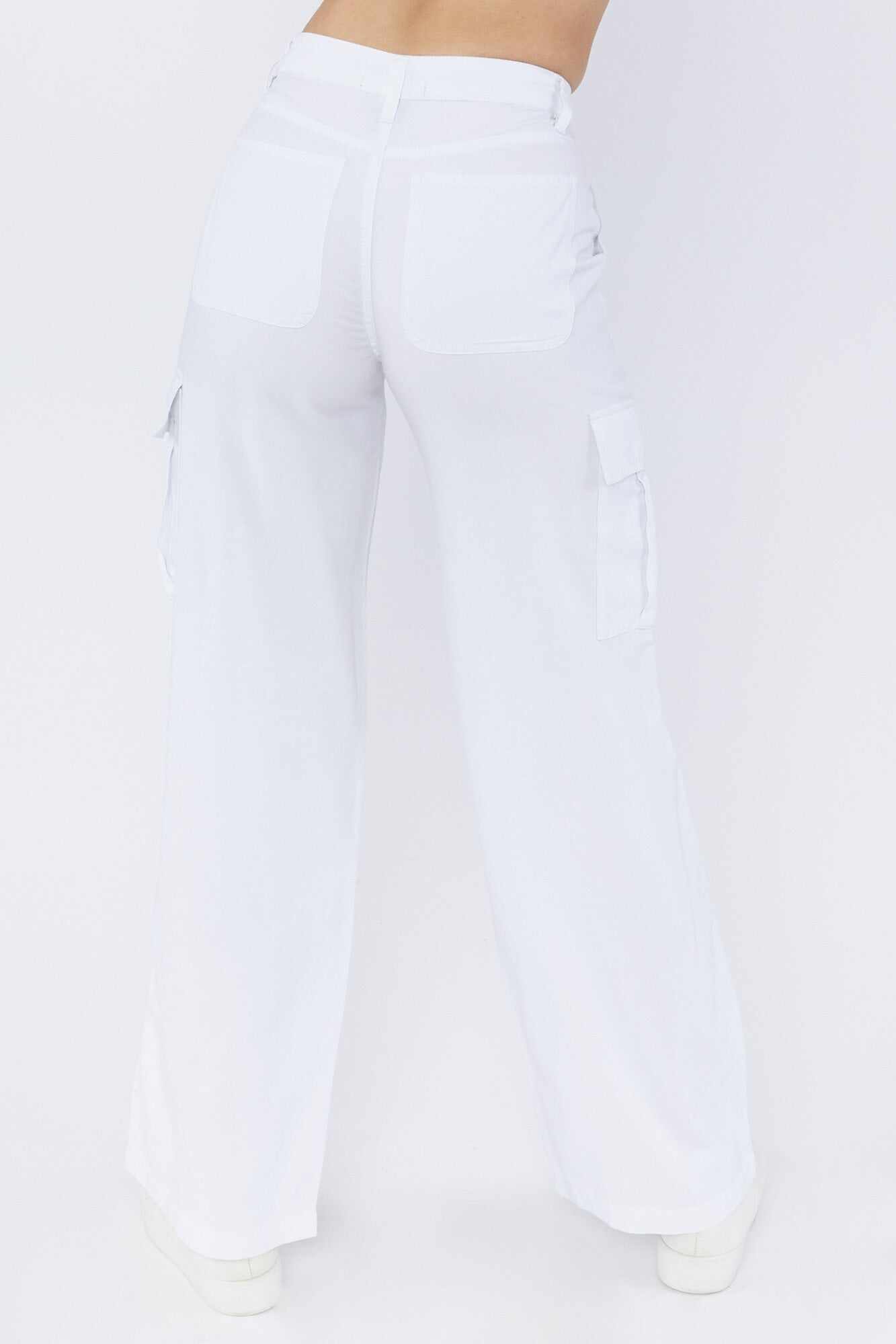 Women Apparel | Tencel Cargo Wide-Leg Pants White Forever21 - SH01447