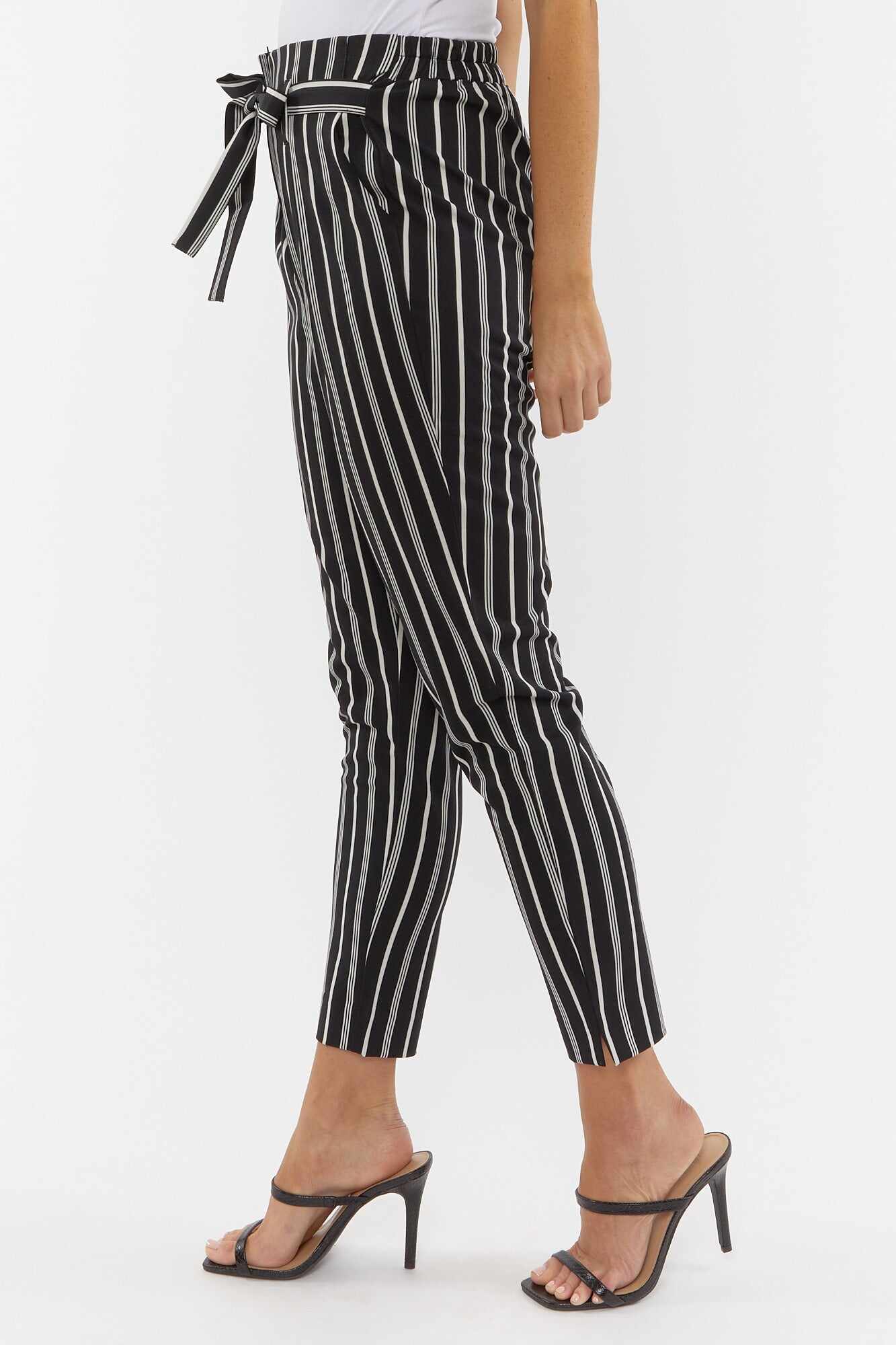 Women Apparel | Paperbag Striped Pants Black with White Forever21 - RL21728