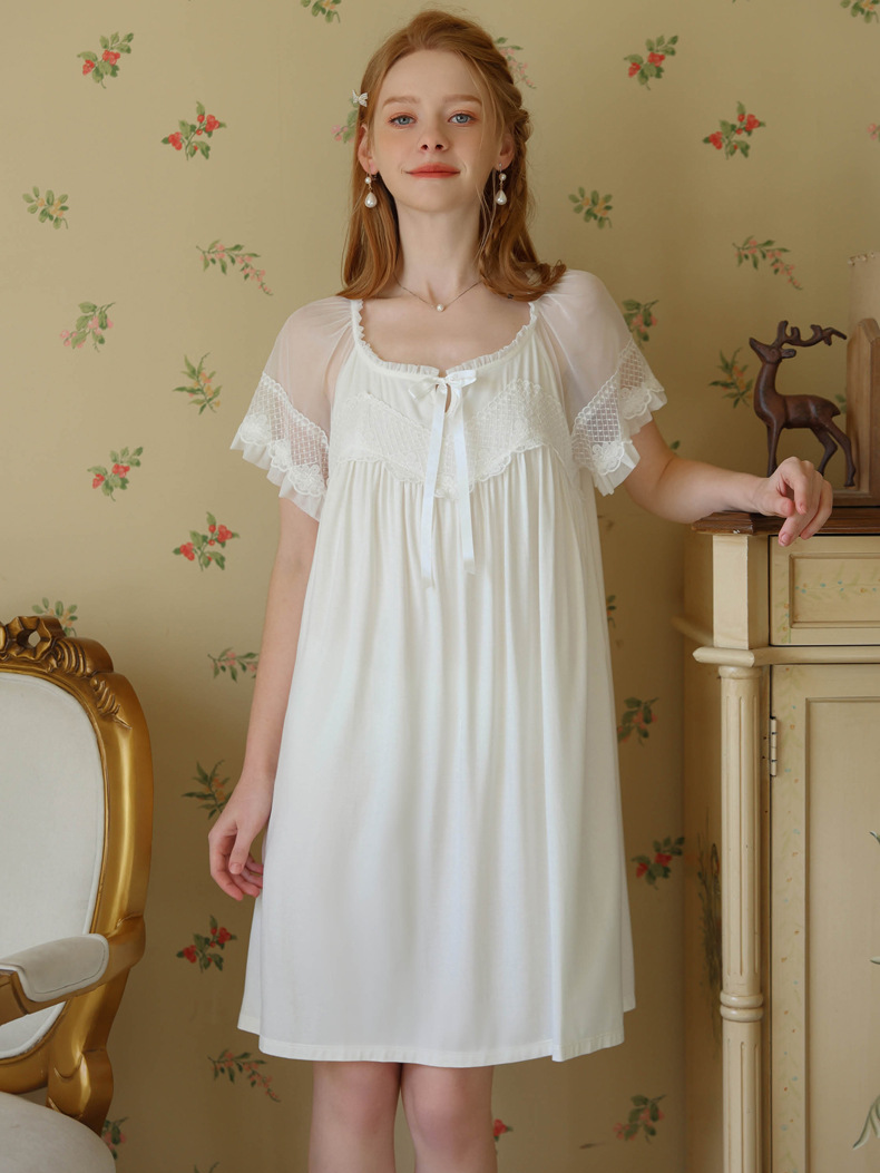 Lace Elegant Square Neck Short Sleeve Nightdress