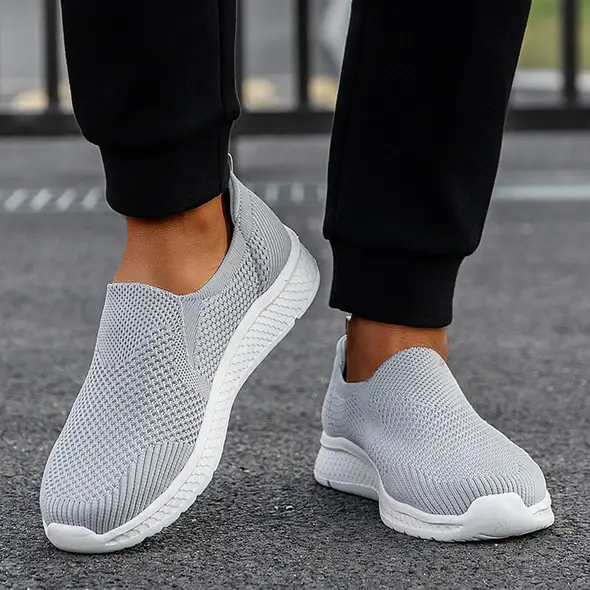 Soft Sole Breathable Mesh Walking Shoes