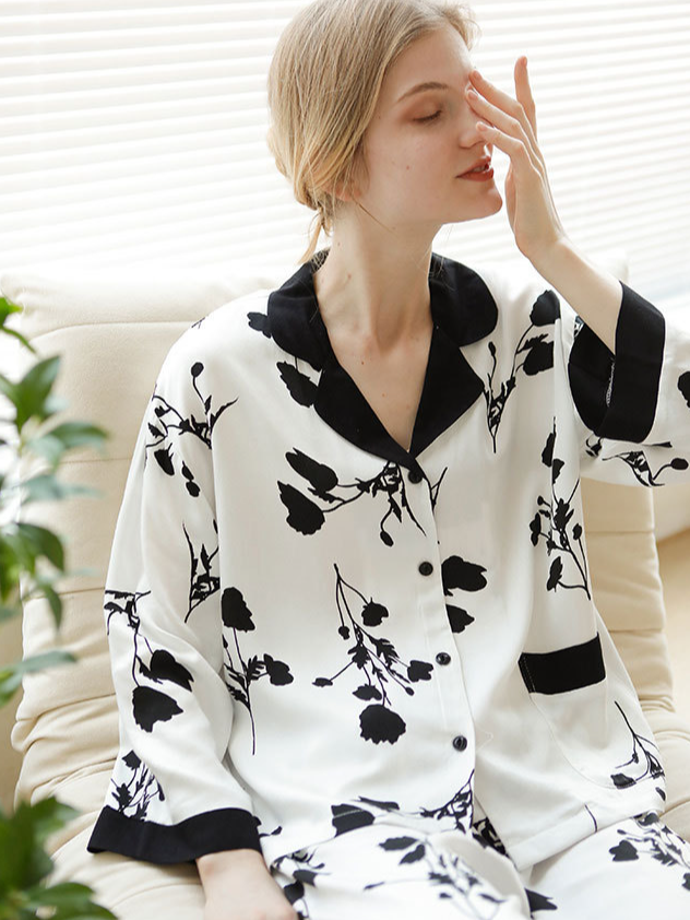 Loose Casual Floral Pattern V Neck Long Sleeve Pajama Set