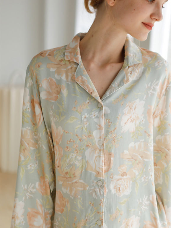 Floral Edgy Regular Fit V Neck Long Sleeve Pajama Set