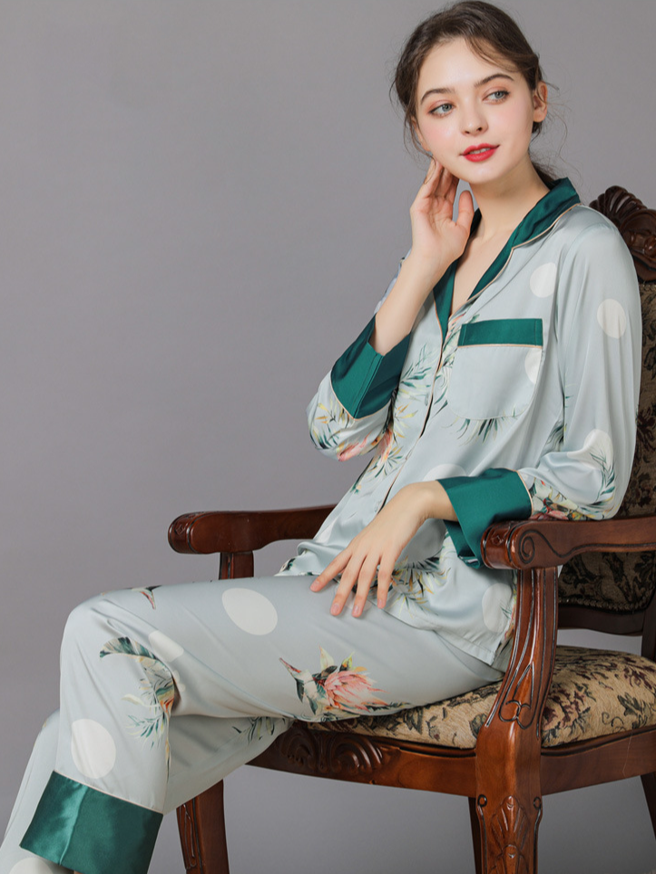 Floral V Neck Casual Regular Fit Long Sleeve Pajama Set