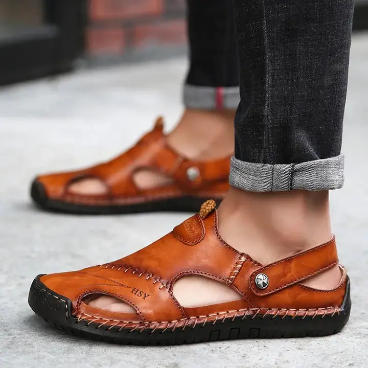 Men's Hand Stitching Soft Outdoor Closed Toe Leather Sandals