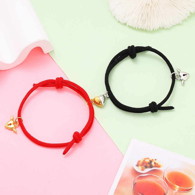 Girl Bracelet Discreet Kittens