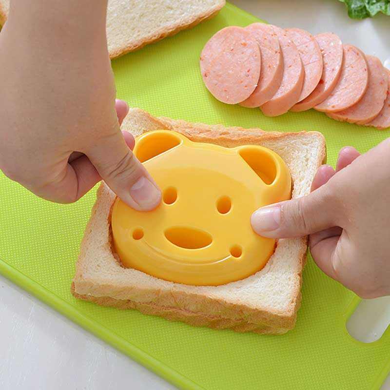 Bear Shape Sandwich Mold Cutter