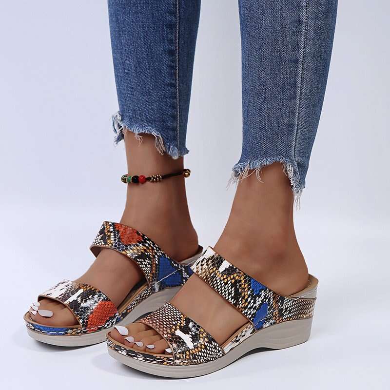 2022 New Leopard Print Leather Wedge Soft Sole Sandals