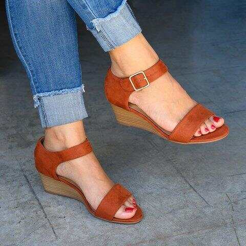 Daily Low Heel Wedge Sandals