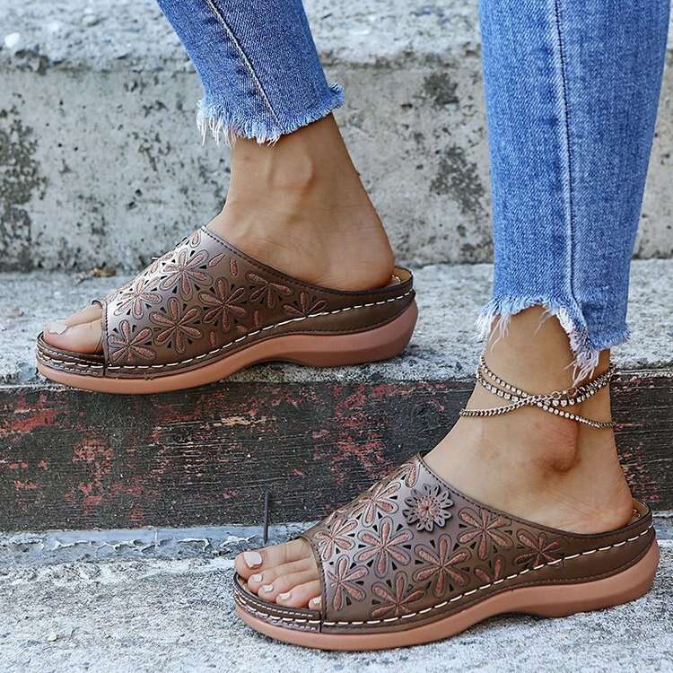 Wow!! | Last Day 49% OFF | Women Arizona Leather Soft Footbed Orthopedic Arch-Support Sandals