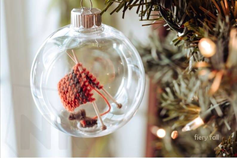 Knitting Ornament, Knitter Gift, Christmas Ornament, Knitting Gift, Holiday Decor, Christmas Decor, 2023 Ornament, Gifts for Knitters