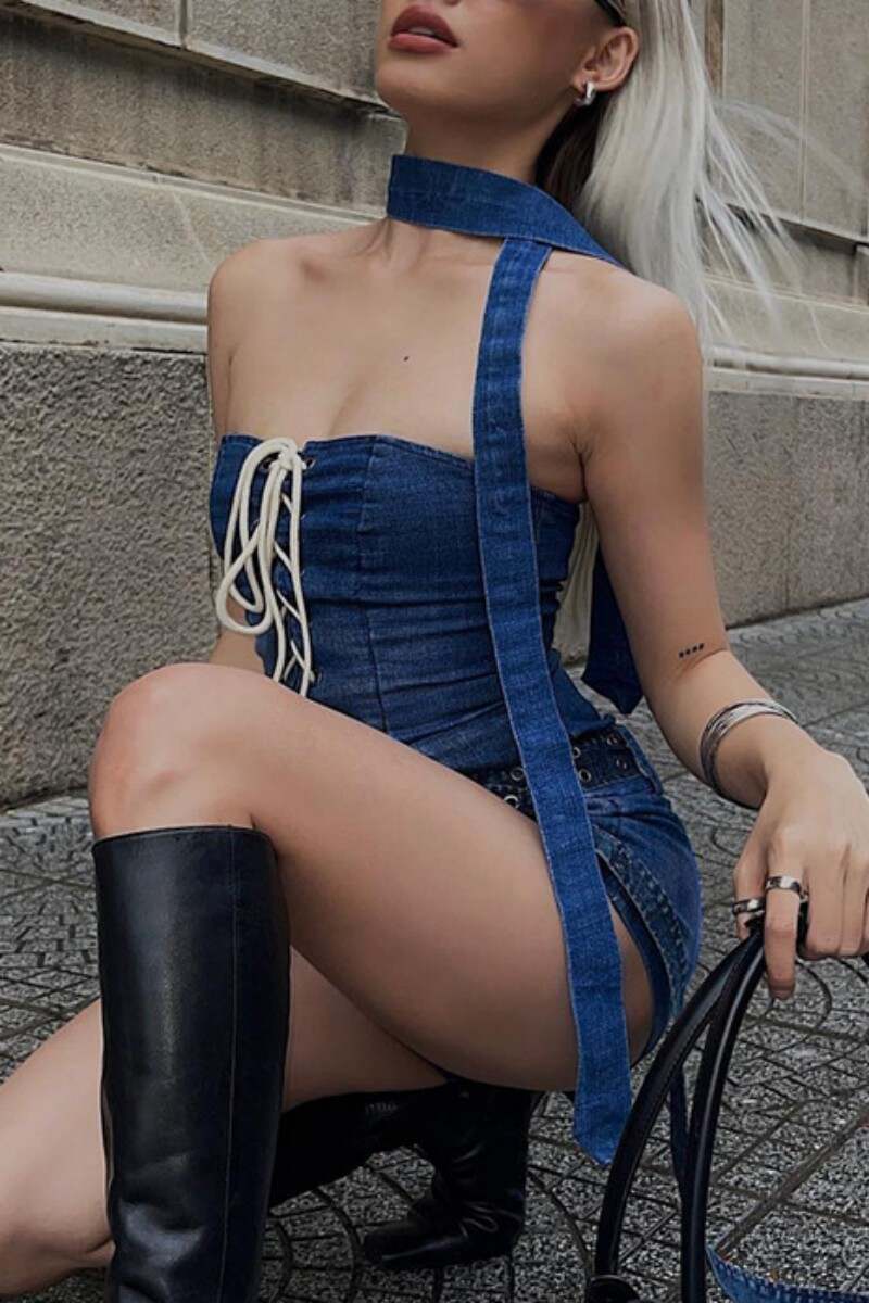 Blue Sexy Solid Frenulum Backless Strapless Sleeveless Skinny Denim Romper