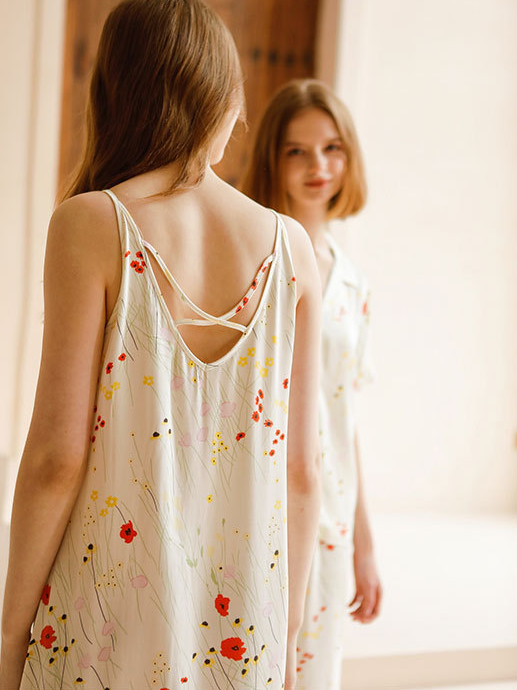 Vacation Others Loose Small Floral Nightdress