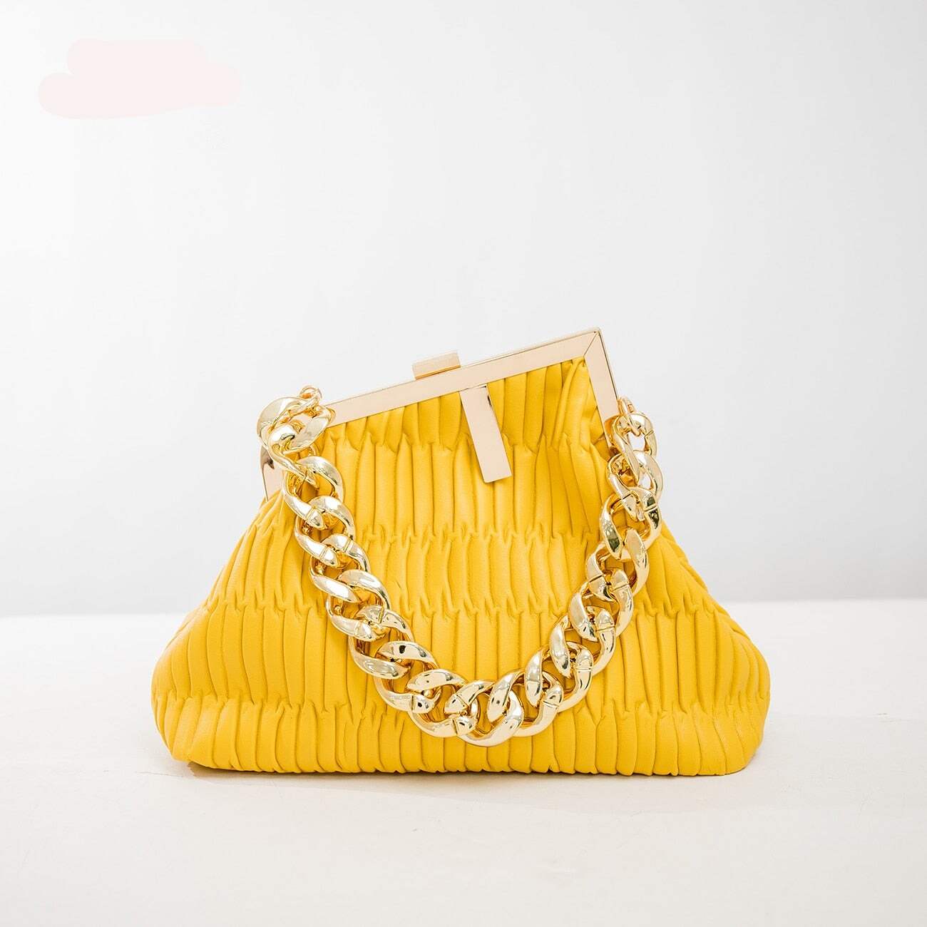 Solid Pleated fashion Handbag With Large Chain