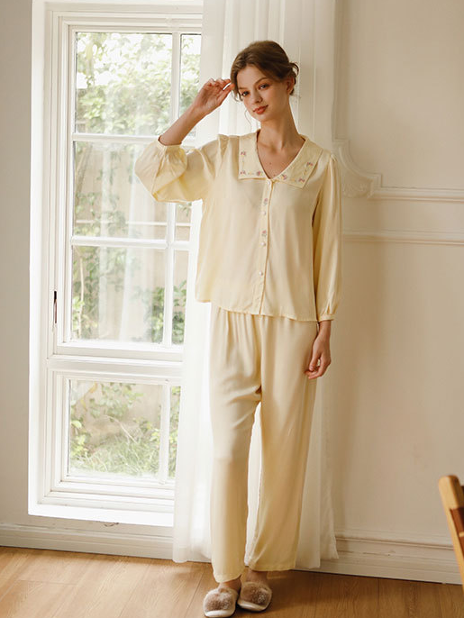 V Neck Elegant Regular Fit Long Sleeve Pajama Set